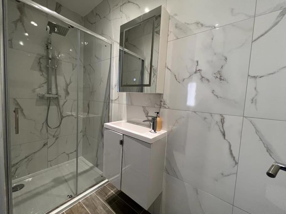 Star London Finchley Road 1-Bed Hideaway Apartment Luaran gambar